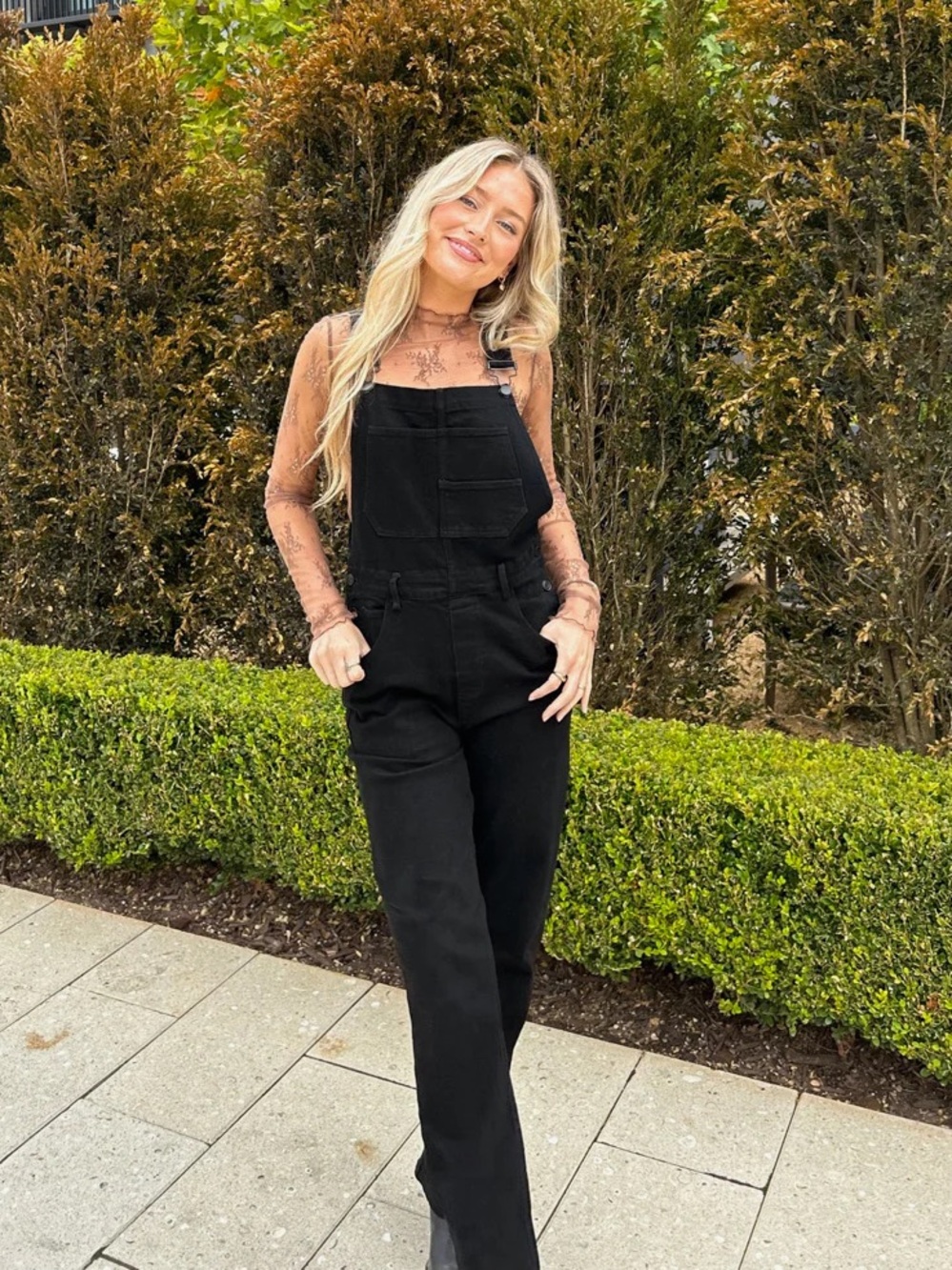 vestique Black Women’s Denim Overalls with Front Bib